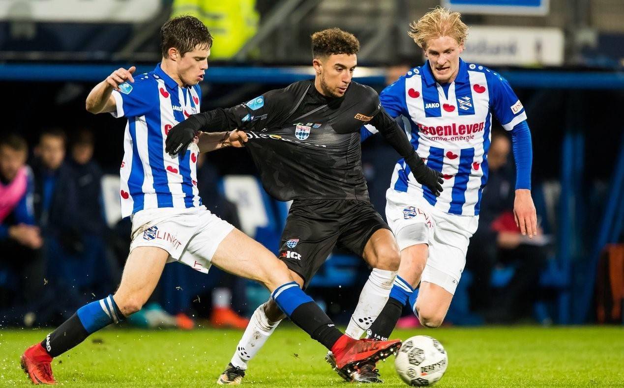 席位全力以 席位全力以